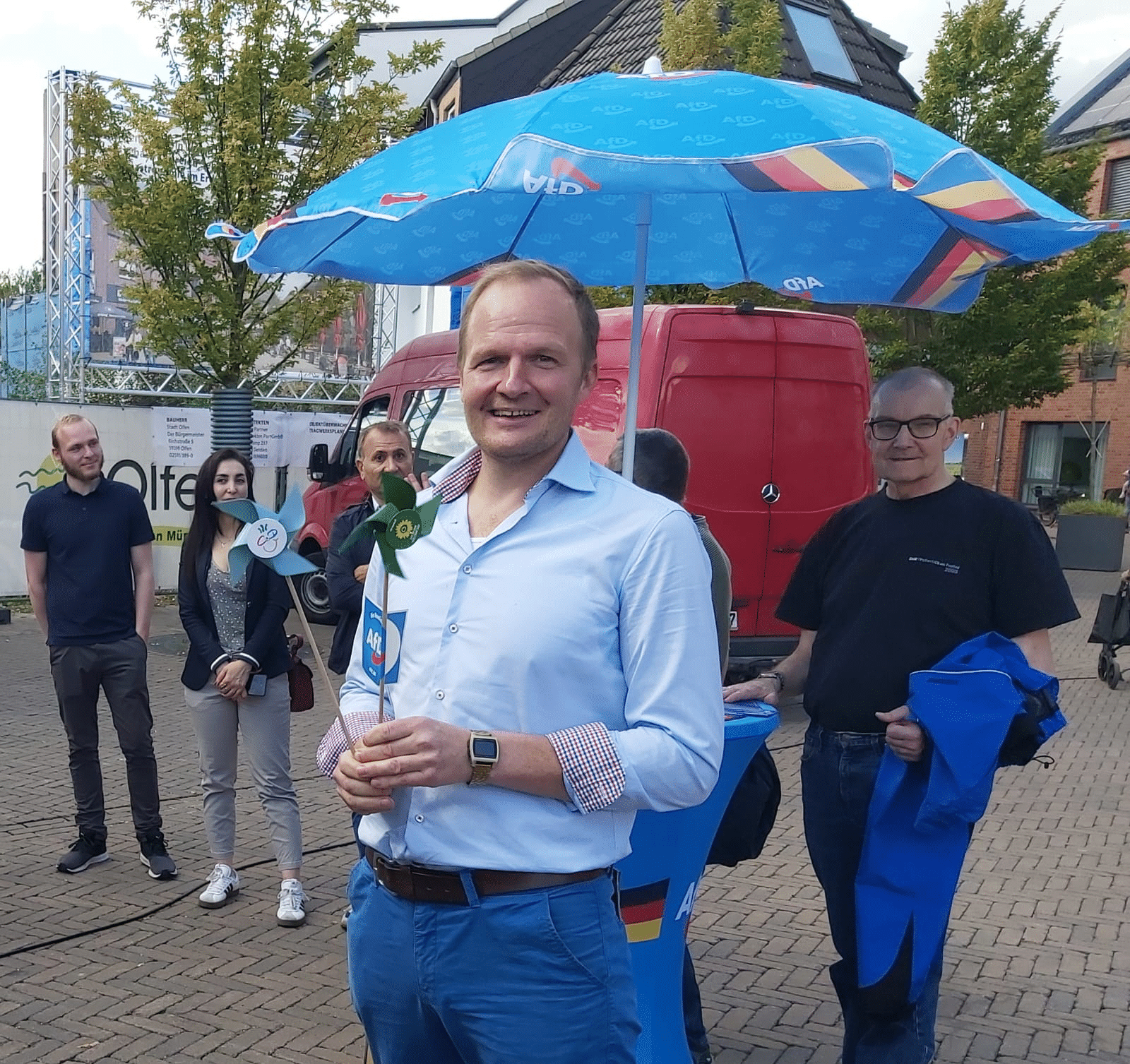 Windrad als Symbol politischer Entscheidungen in Olfen